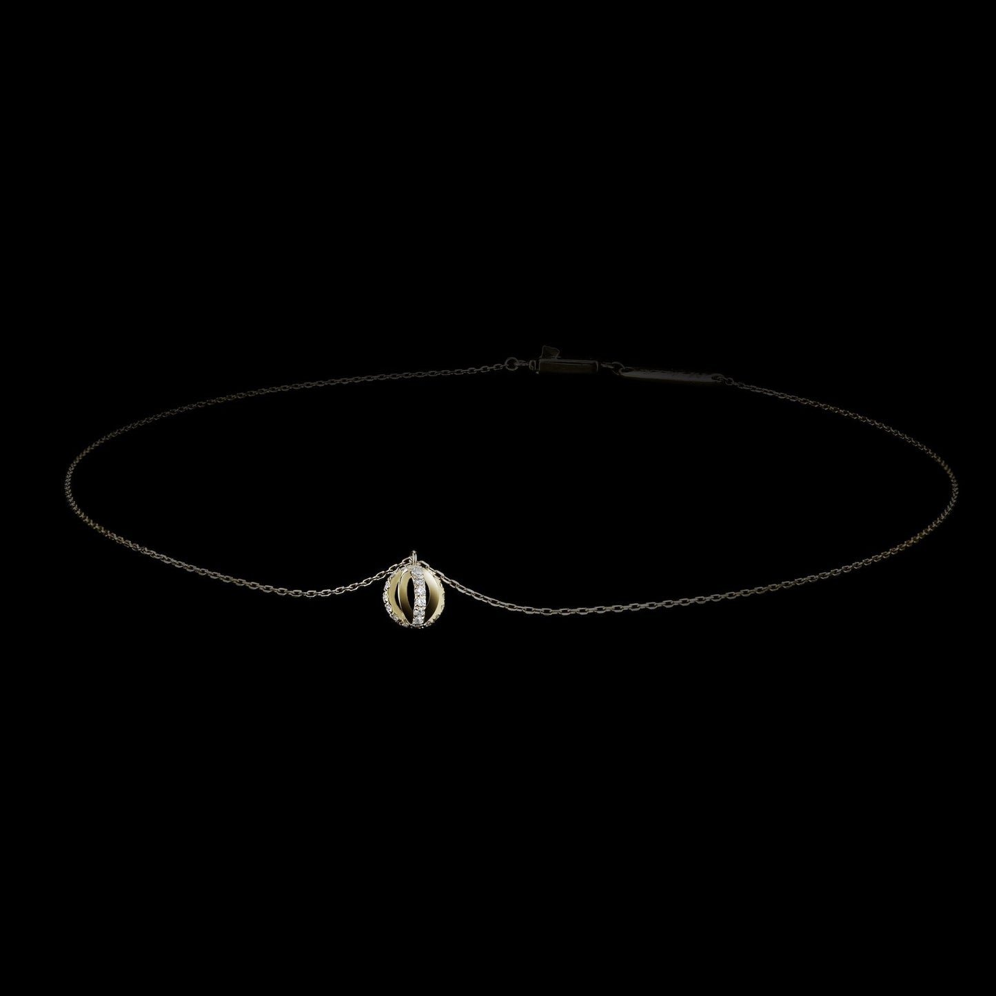 
                  
                    An Alexandra Mor 16" Petite Signature Platinum Diamond Snowflake Pendant - Alexandra Mor online
                  
                