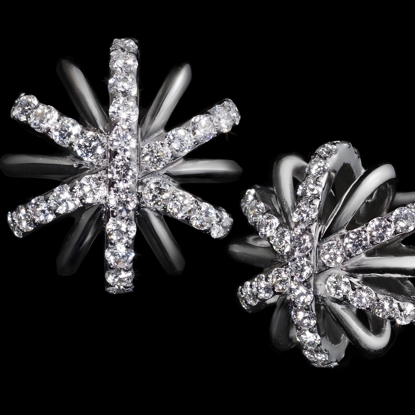 
                  
                    Lupita Nyongo As Seen Wearing Large Platinum Diamond Snowflake Earrings - Alexandra Mor online
                  
                