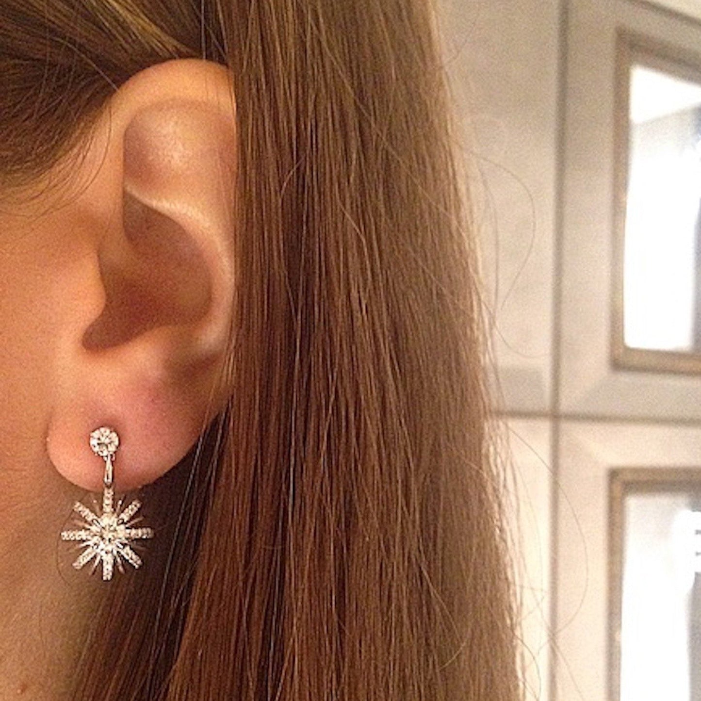 
                  
                    Emily Mortimer As Seen Wearing Platinum Signature Diamond Snowflake Dangling Earrings - Alexandra Mor online
                  
                