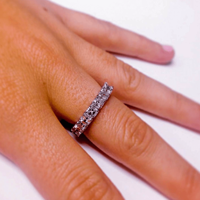 
                  
                    Asscher-Cut Diamond Eternity Band - Alexandra Mor online
                  
                